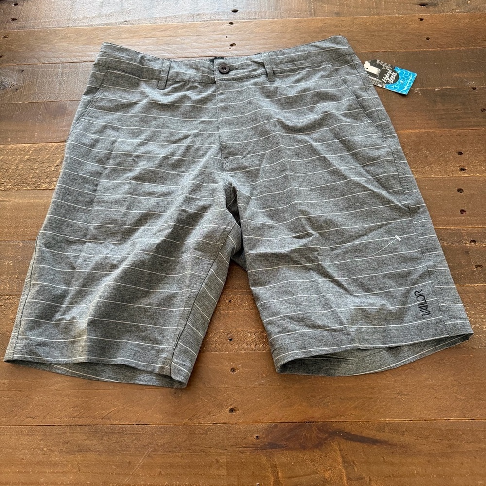 Valor Gray Striped Hybrid  Shorts 32w